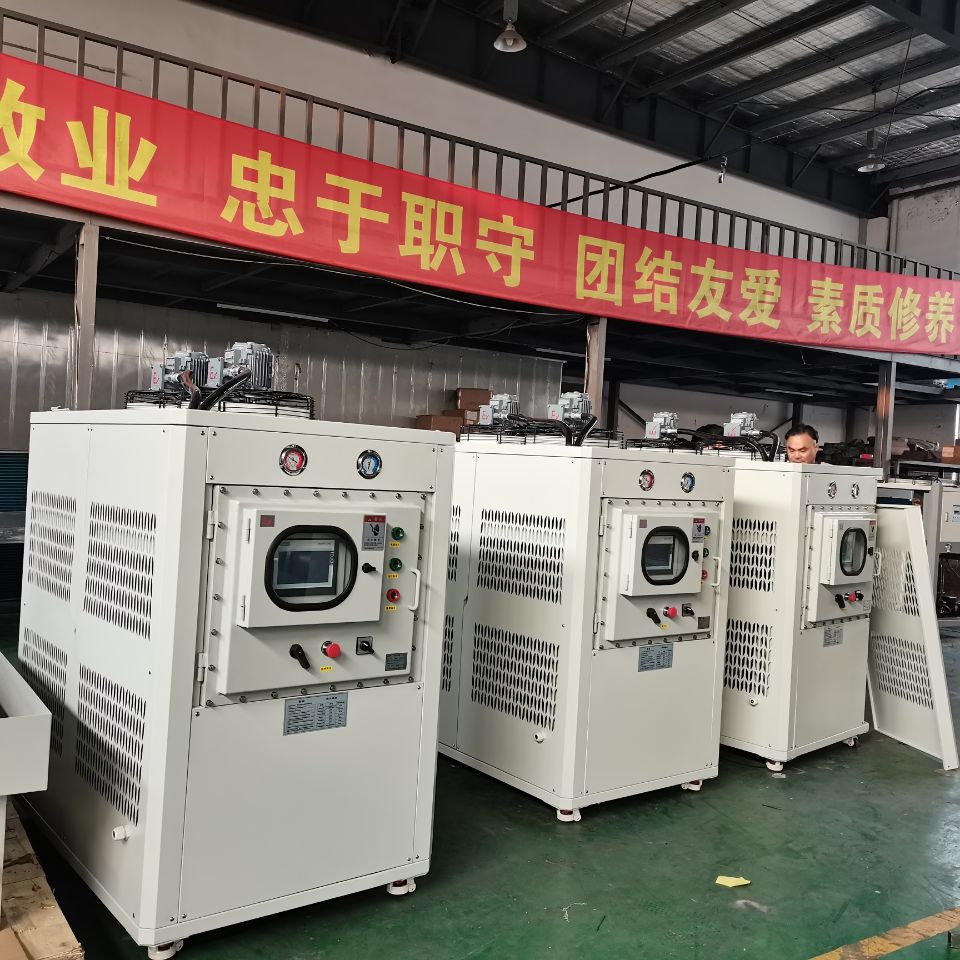 活塞低溫冷水機